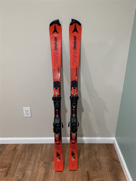 Atomic Redster S9 FIS JR Skis 145cm With X12 TL RS Bindings SidelineSwap