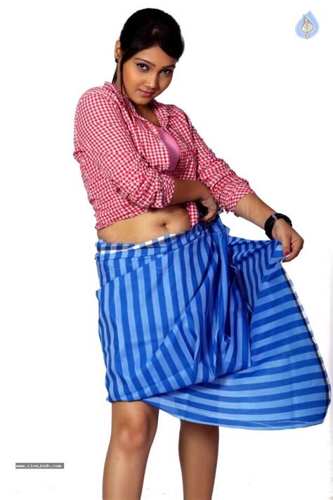 Hot Sexy Priyanka Nalkari Bikini Pics