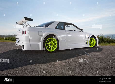 R Wide Body Kit