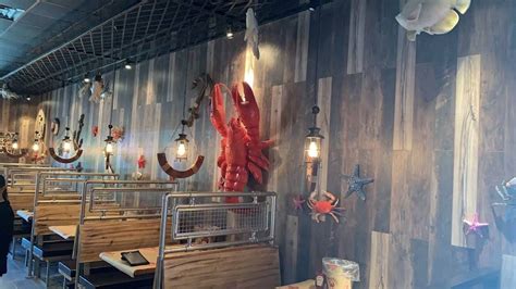 Hook And Reel Cajun Seafood Resaurant And Bar 1009 Fording Island Rd