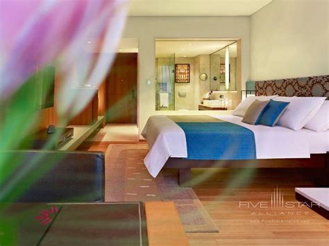 Photo Gallery for Vivanta by Taj Surajkund in Delhi | Five Star Alliance