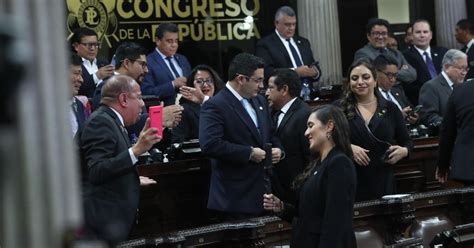 Nuevo Congreso De Guatemala Toma Posesión Y Elige Su Presidente A