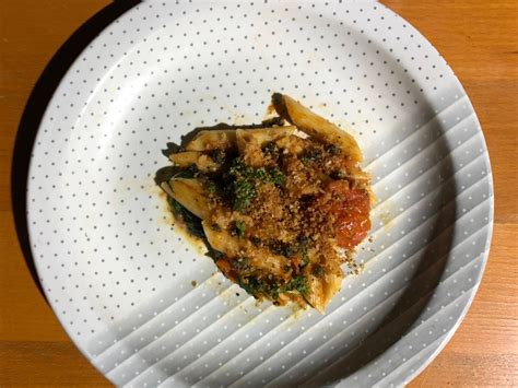 Pasta With Burst Cherry Tomato Sauce And Fried Caper Crumbs World Cup Of Yum