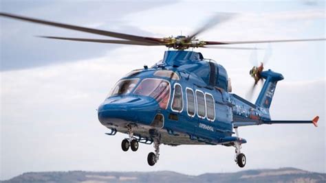 TEI ilk milli helikopter motoru TS1400ün prototipini teslim etti