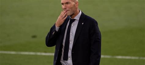 Jornal francês coloca Zidane como possível substituto de Tite