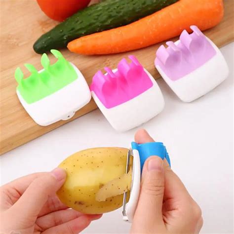 Buy Finger Held Palm Peeler Easy Hold Vegetable Fruit