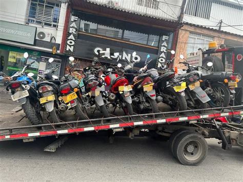 Motocicletas Que Ten An Las Calles Como Parqueaderos Fueron