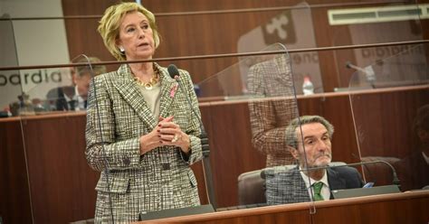 Lombardia Letizia Moratti Apre Il Grande Gioco Partiti In Subbuglio