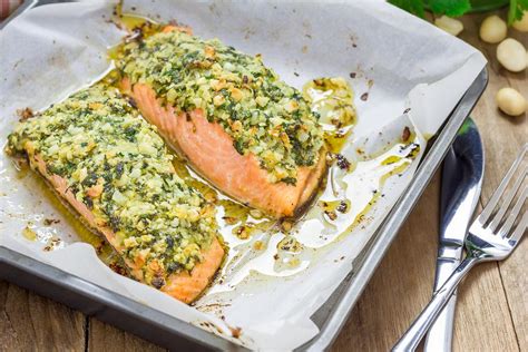 Pistachio Crusted Salmon This Recipe Is Ready In Less Than Minutes