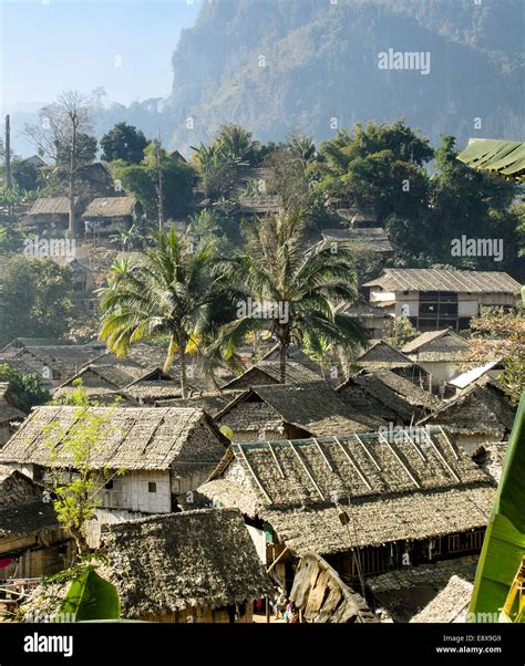 Bamboo hut thailand hi-res stock photography and images - Alamy