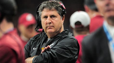 Mike Leach An Offensive Innovator A Revolutionary A Master Wit A