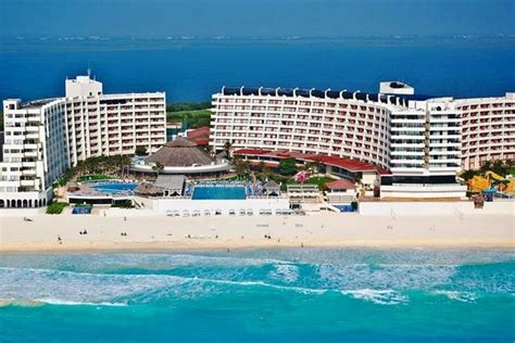 Crown Paradise Club Cancun All Inclusive Is One Of The Best Places To