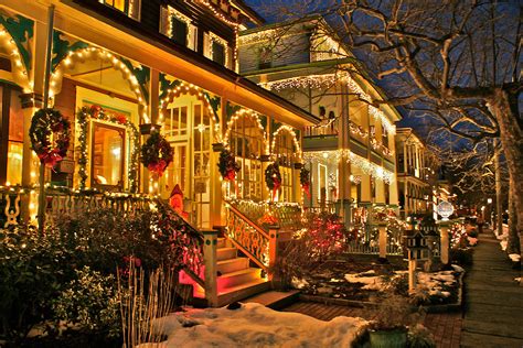 Christmas Decor On Victorian B And Bs In Cape May Blair Seitz Photography