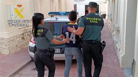 Detenido Por Atracar A Una Persona Con Discapacidad En Mula