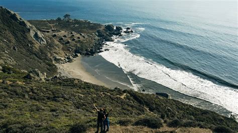 Northern California's Stinson Beach Is Full Of Great Hiking Trails