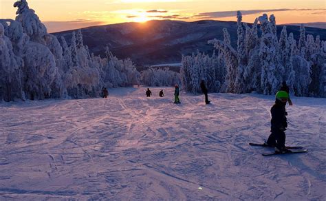 3 Closest Ski Resorts to Fairbanks, AK - La Vida Nomad