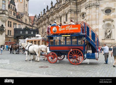 Horse Drawn Bus Hi Res Stock Photography And Images Alamy