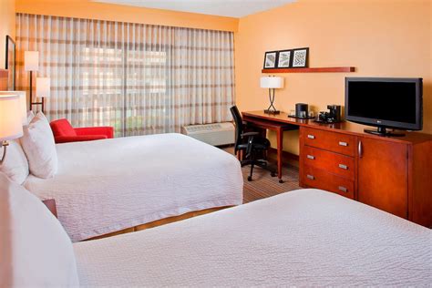 Courtyard by Marriott Orlando Airport Reviews, Deals & Photos 2025 ...