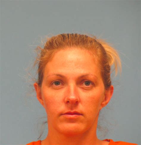 Porn Star Mugshots 18 NSFW 𓂸 Roxanne Hall