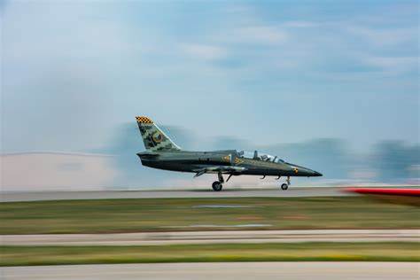 Air Show Photo By Sam Sasin Eaa Airventure Oshkosh Flickr