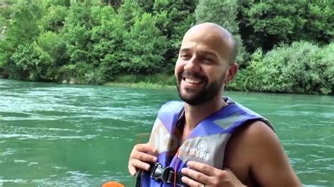 Rafting Ne Drinin E Zi Te Rinjt Sfidojne Egersine E Lumit Per Nje