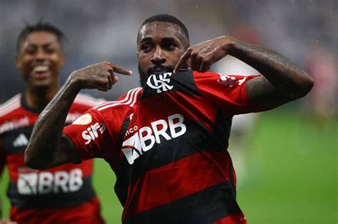 Gerson Do Flamengo Internado Infec O Renal