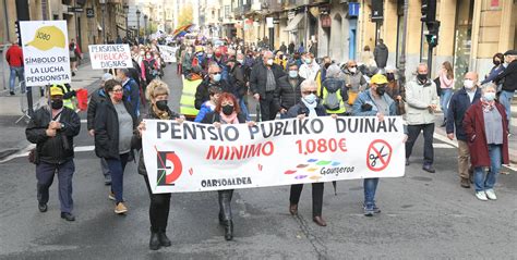 Fotos Los Pensionistas Se Manifiestan En Las Calles De San Sebasti N