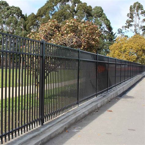 Modern Fancy Aluminium Profile Square Tube Fences Decorative Garden