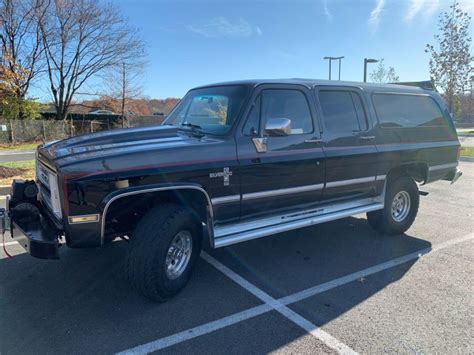 1987 Chevrolet Suburban Silverdo V10 4x4 62 Diesel Wwinch Updated