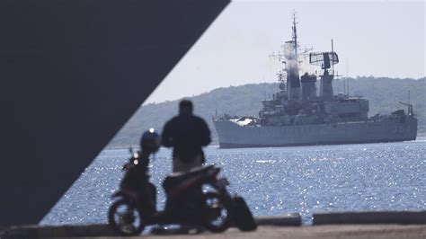 Bantu Cari Kapal Selam Kri Nanggala Kapal Rescue Singapura Tiba