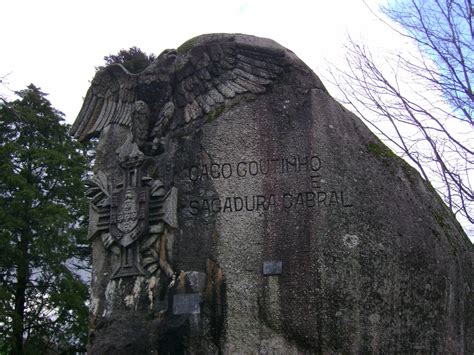 Escultura de Homenagem a Gago Coutinho e Sacadura Cabral Guimarães