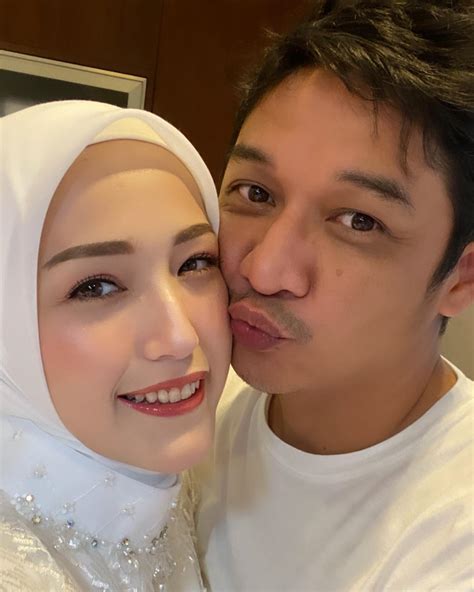 11 Tahun Menikah Ini Perjalanan Cinta Pasha Ungu Dan Adelia Wilhelmina