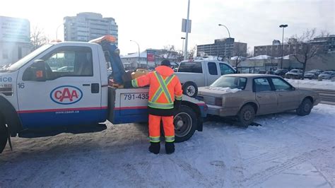 Tow Truck: Becoming A Tow Truck Driver