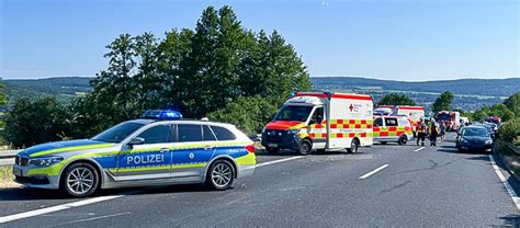 Schwerer Unfall Auf A66 Mit 6 Verletzten Personen