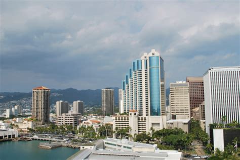 Downtown Honolulu Hawaii Stock Photo - Download Image Now - iStock