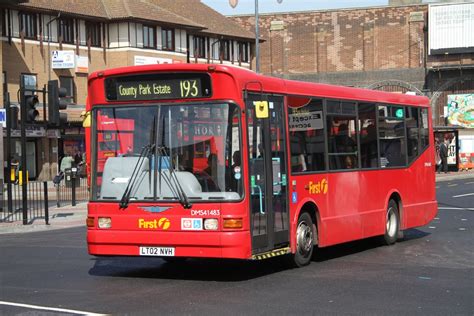 FIRST LONDON DMS41483 LT02NVH ROMFORD 270411 David Beardmore Flickr