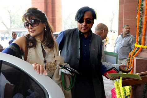 Shashi Tharoor Is Cleared In India In Death Of Sunanda Pushkar The