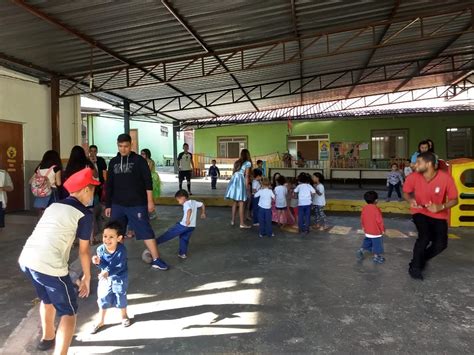 8º ano faz visita à Creche Lar dos Meninos São Vicente de Paulo