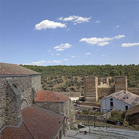 Apartamentos Rurales En Buitrago Del Lozoya El Esquileo