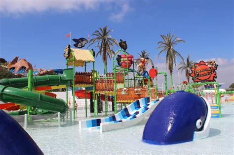 Slide And Splash Water Park In Algarve With Kids