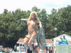 Sexy blonde 和 Streaptease 色情片动图 Pornhub