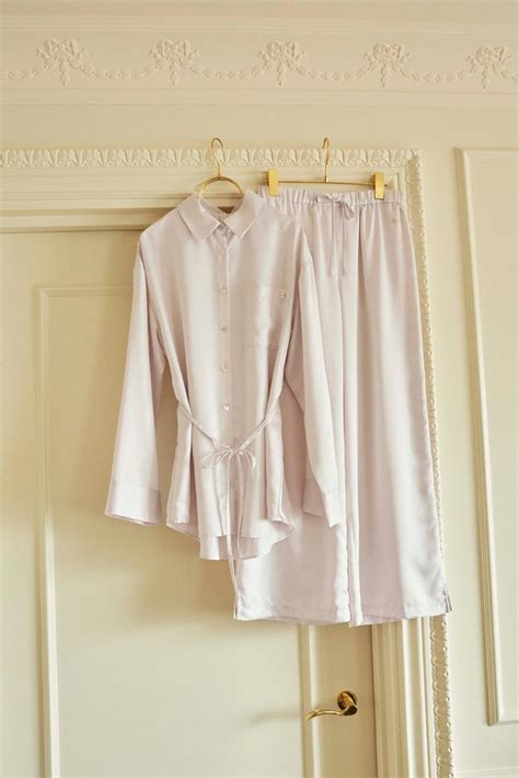 ミチがホリデームードなランジェリーを着こなす初コラボGELATO PIQUE LILY BROWN Lingerie Qetic