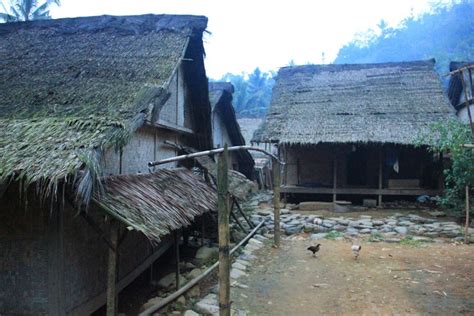 Sulah Nyanda Rumah Dengan Konsep Aturan Adat Khas Suku Baduy