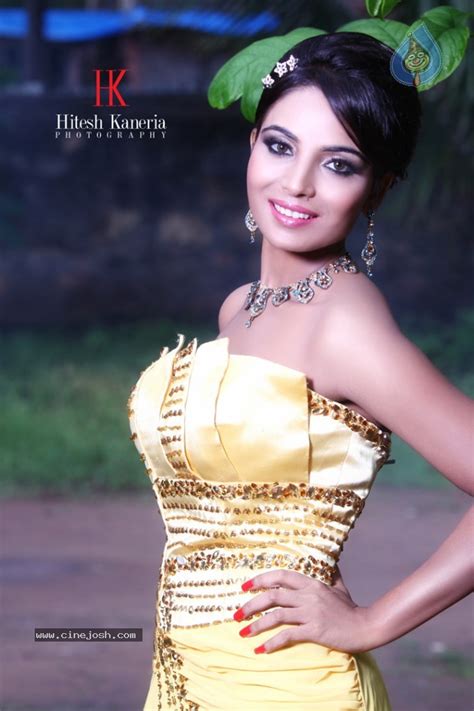 Shilpi Shukla Hot Photo Shoot Photo Of