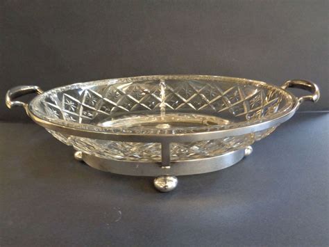 Walker And Hall Silver Plate And Crystal Serving Dish In Antique Silver