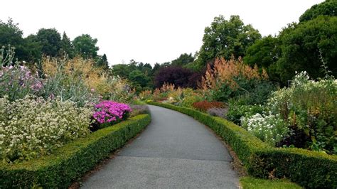 National Botanic Gardens, Ireland. Visit these seven beautiful Dublin ...