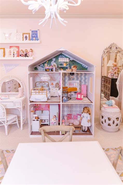 American Girl Dollhouse Chronicles Of Frivolity