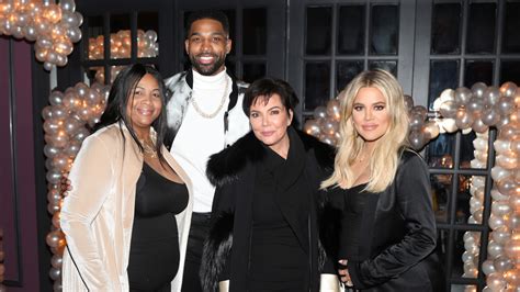 Khloé Kardashian Shares Tribute to Tristan Thompson’s Late Mother | Complex