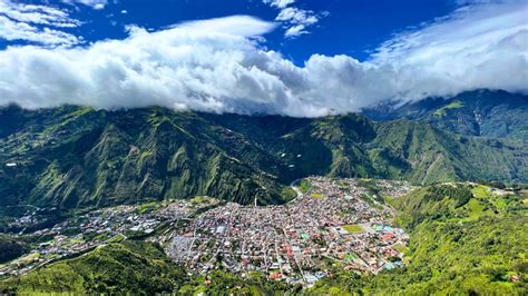 Baños Ecuador Travel Guide