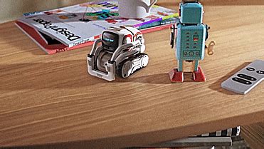 Cozmo: A Mini Robot With a Personality That Evolves The More You Play With Him